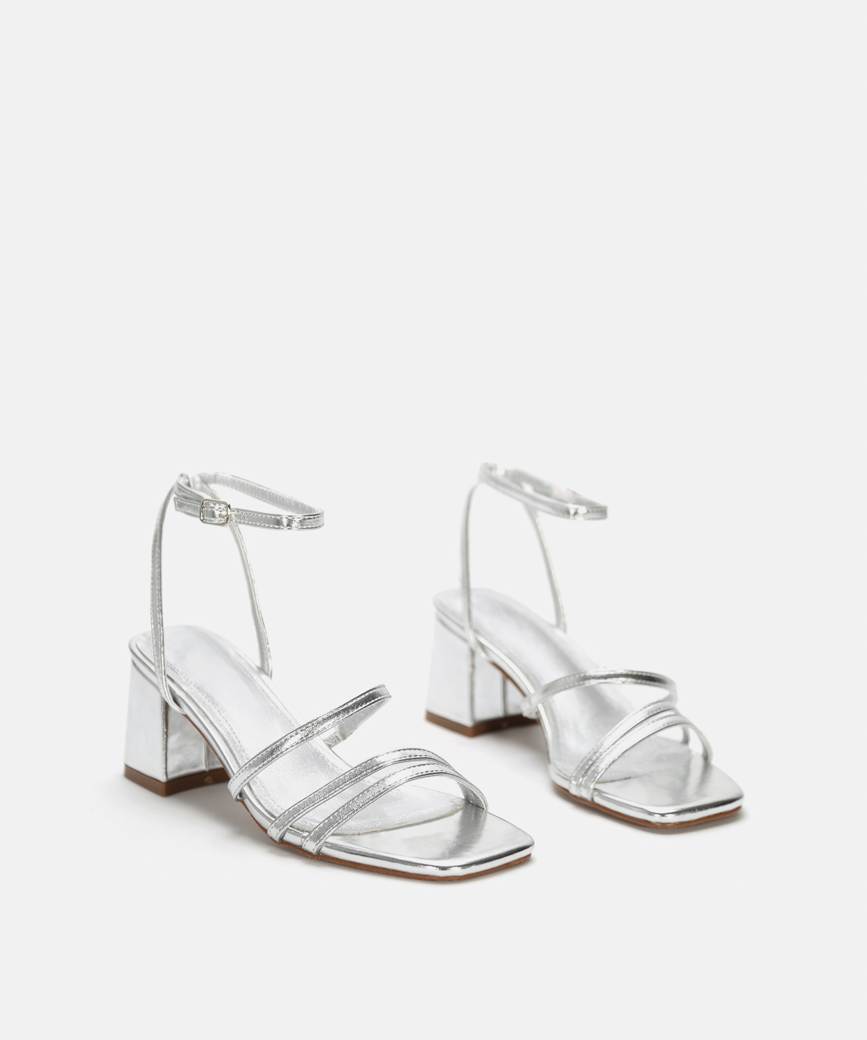 Sandalia tac&oacute;n tiras image number null